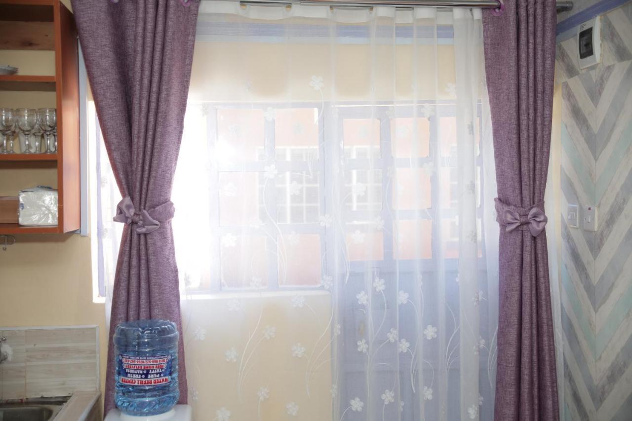 Little Nile Studio Homestays Nakuru Bagian luar foto