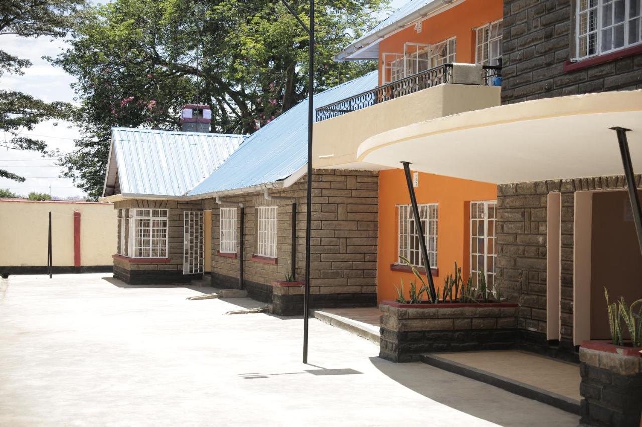 Little Nile Studio Homestays Nakuru Bagian luar foto