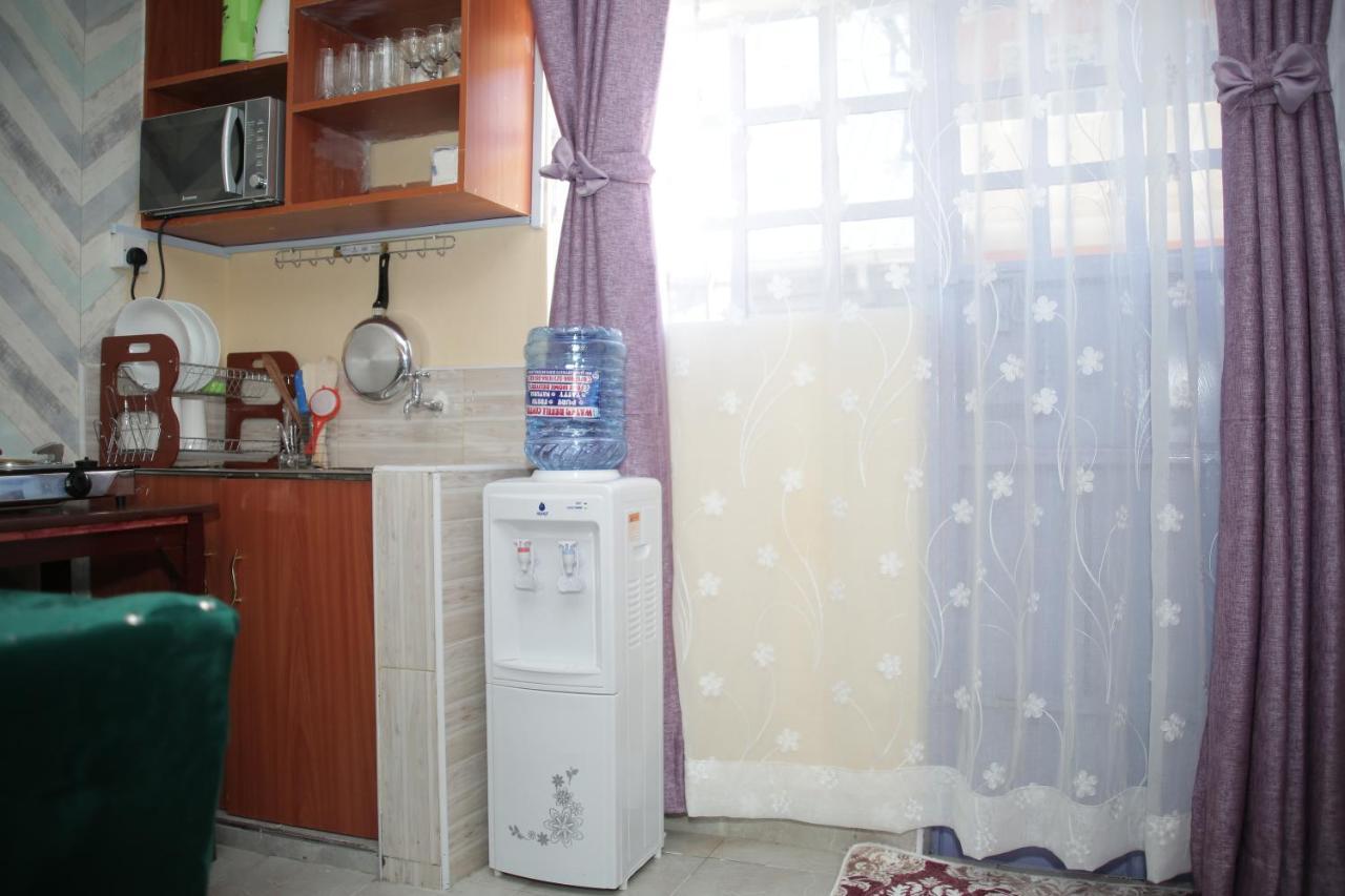 Little Nile Studio Homestays Nakuru Bagian luar foto